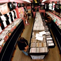 vinyl-shop-1414304
