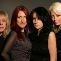 Girlschool1