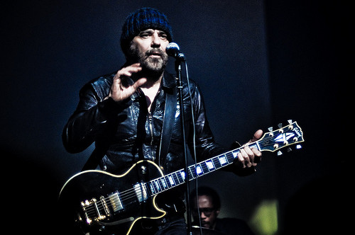 U2:stakin tuottanut kanadalainen laulaja-lauluntekijä Daniel Lanois saapuu Suomeen