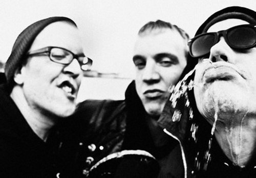 Paa punkkari asialle, niin saat joulukiertueen ilman joulukuun keikkoja – Pää Kii ja Wasted rundaa Suomea