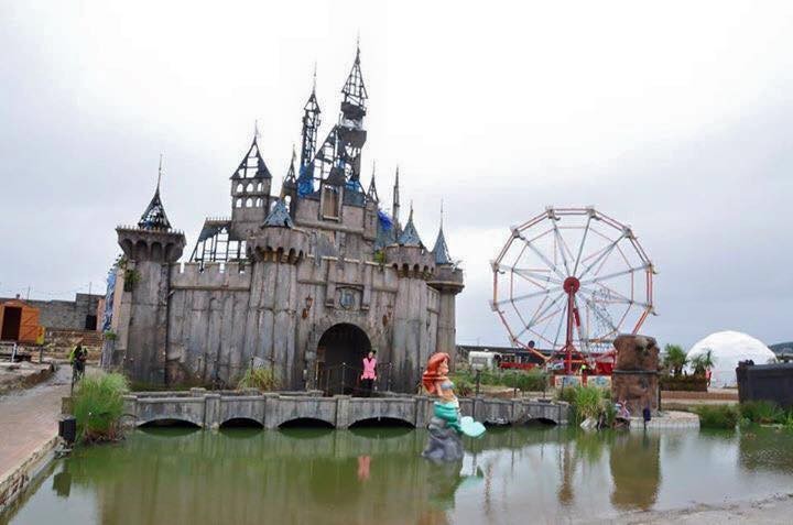 dismaland3
